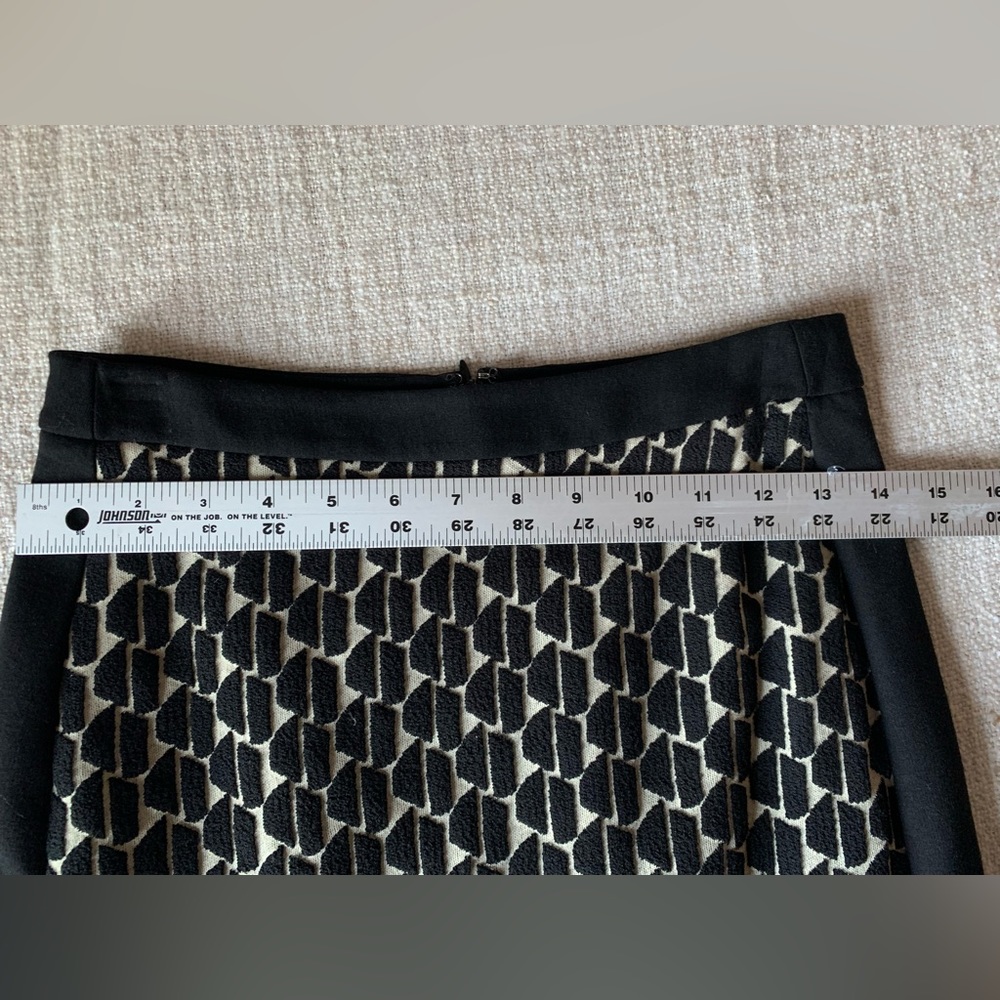 DianeVon Furstenberg pencil skirt size 2 - Picture 10 of 10
